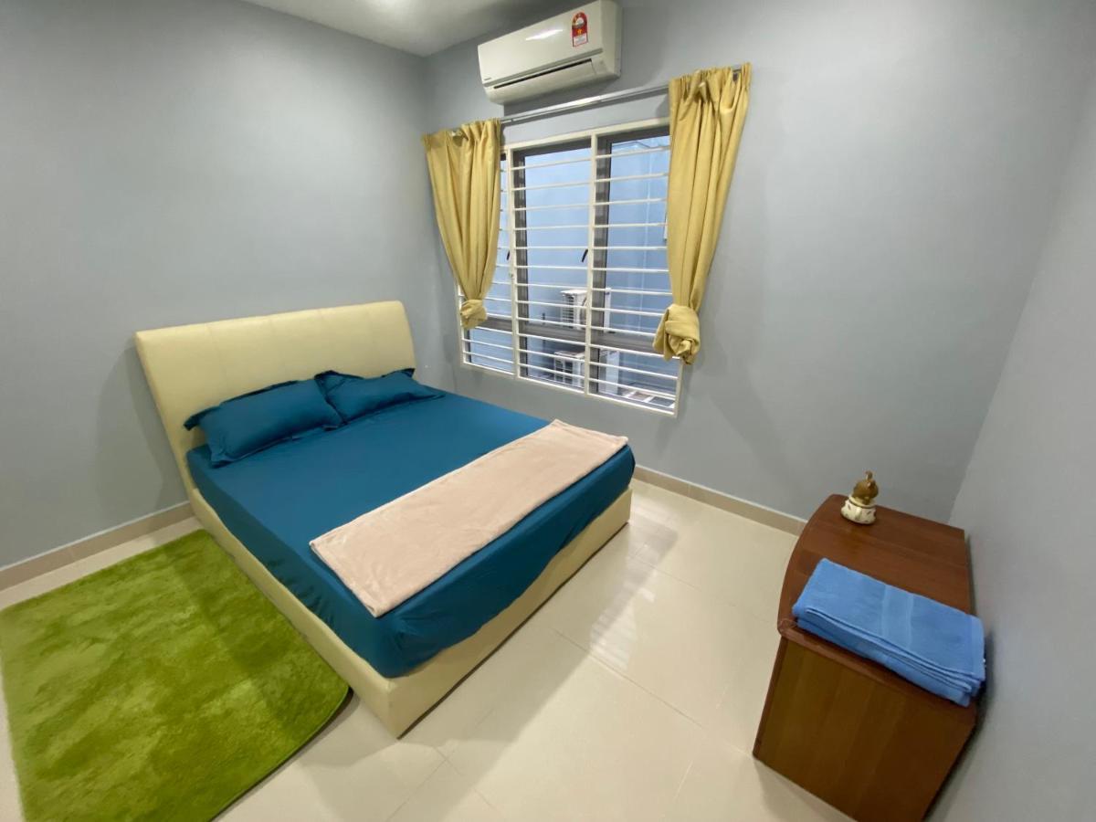 Entire Residential Home•Jia Residences Bkt Serdang沙登温暖的家 سيري كيمبانغان المظهر الخارجي الصورة